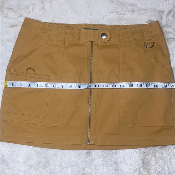 Wild Fable Tan Mini Skirt with Zipper NWOT - Picture 5 of 8